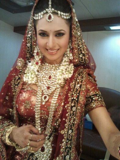 522612_215848908525320_492210699_n - Divyanka Tripathi 2012 2013