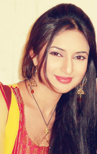 562129_237029839740560_1238150857_n - Divyanka Tripathi 2012 2013