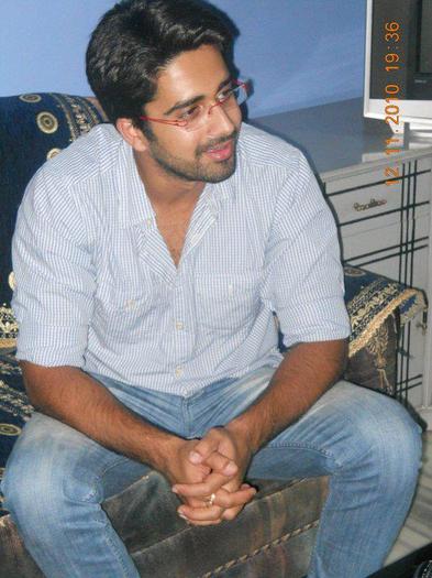 303901_280757408632477_1950051123_n - Dev-Avinash Sachdev 2012 2013