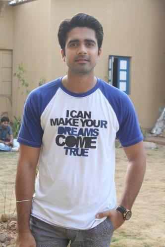 376578_280751141966437_1275286349_n - Dev-Avinash Sachdev 2012 2013