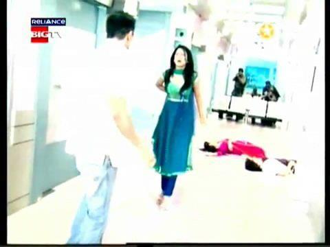 298255_258368097534878_623435045_n - Jenny 6