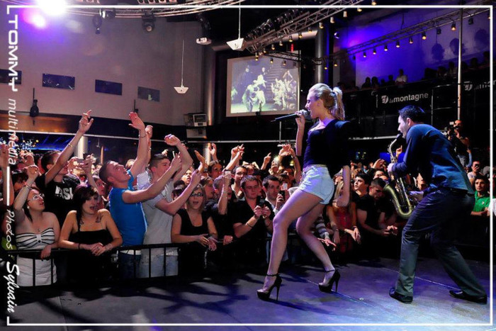  - x Alexandra Stan la B Box Club