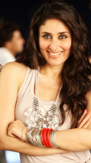 Latest%20kareena%20kapoor%20Profile%20Pictures%202012%20(29)