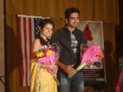 545451_398187326904350_296663162_n - C-dev si radhika-C