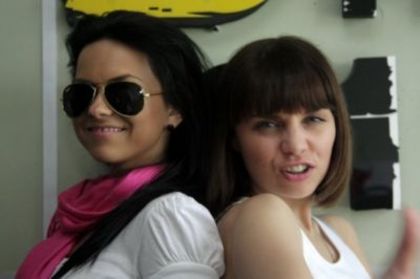  - 2009 06 27 - Inna at DFM Radio in Moscova