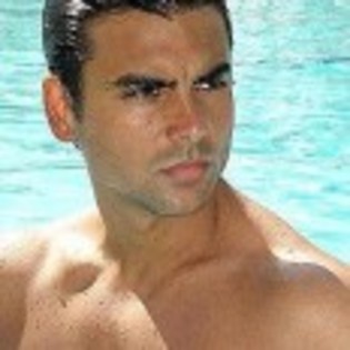 Acorralada_1232582812_4_2007