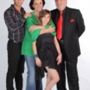 Pariu_cu_viata_1334093154_0_2011