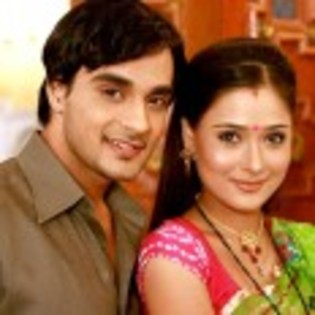 Sarah_Khan_1324367939_0 - Sara Khan