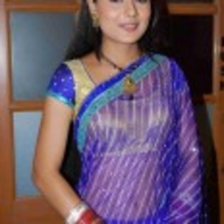 Sarah_Khan_1324367940_3 - Sara Khan
