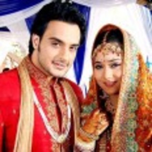 Sarah_Khan_1324367972_0