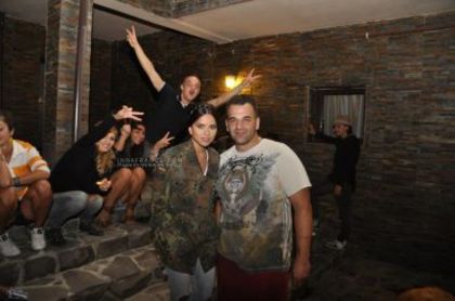  - 2012 07 18 - Inna at her hotel in Brasov