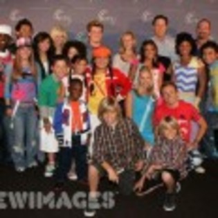 The_Suite_Life_of_Zack_and_Cody_1255533465_0_2005