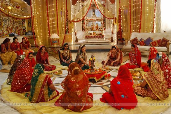 38876-karwa-chauth-ceremony