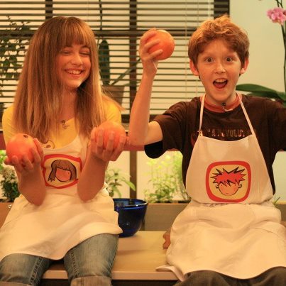 426671_348143565230360_1567463347_n