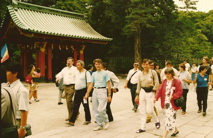 Pe strazile din Tokyo Pe strazile din Tokyo