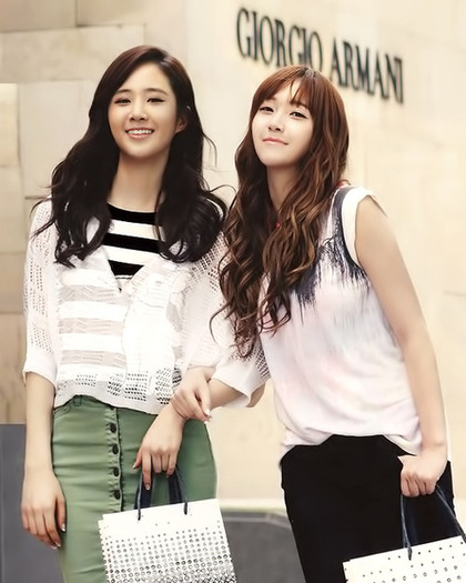 YulSica <3 . [Yuri & Jessica] - 0 - SNSD - Best Pictures