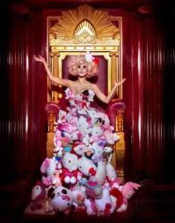 lady gaga rochie hello kitty - Lady Gaga