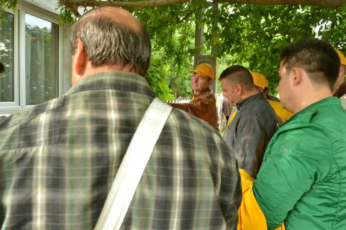 543318_409143342442282_345834052_n