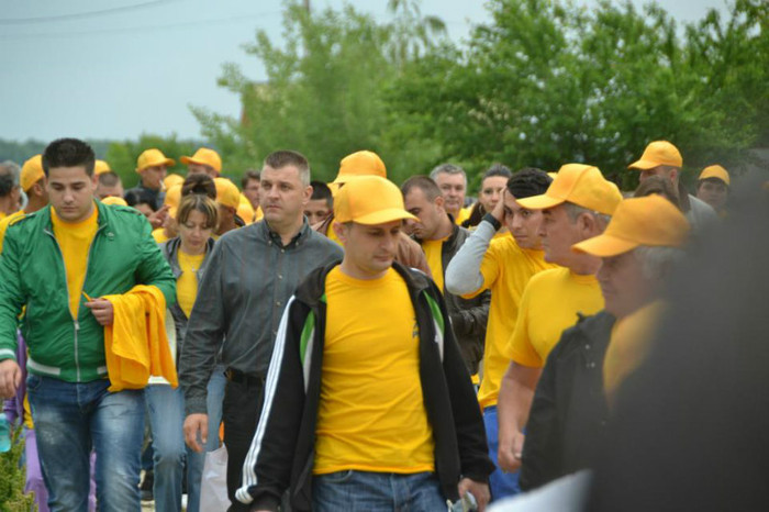 560481_409143819108901_1385380256_n