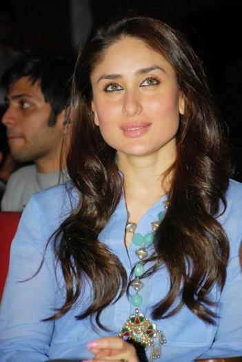 418038_320467188011448_997753600_n - Kareena Kapoor 2