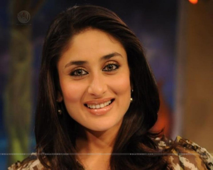 426860_308762975848536_1335540158_n