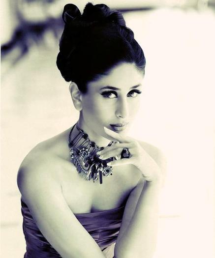 564533_266384980130117_660013508_n