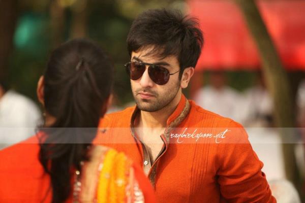 419283_371767082844938_1993888658_n