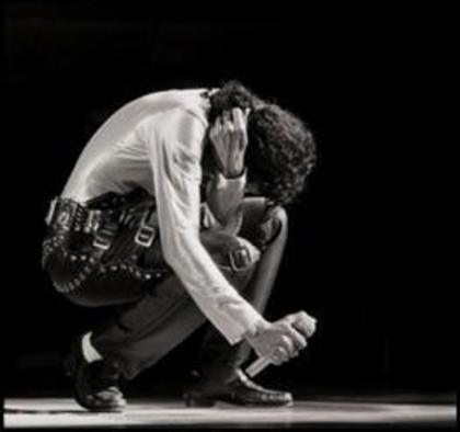 KING OF POP FOREVER - 0-ITI PLACE