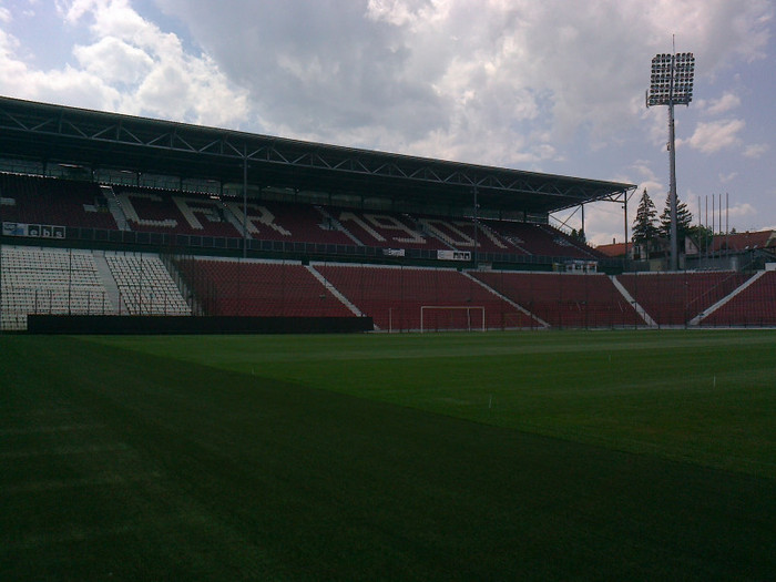 Fotografie1008 - STADIONUL      CFR