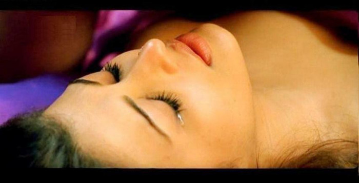 294962_429324647100684_2000356722_n - 0 Aishwarya Rai