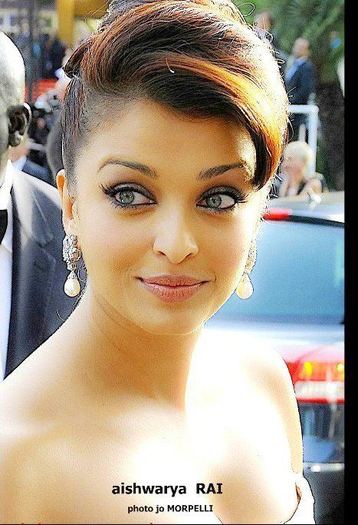 425029_444814605551688_371927602_n - 0 Aishwarya Rai