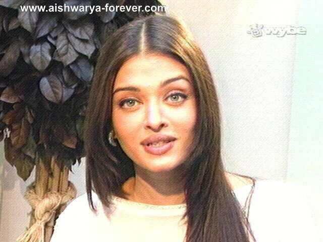 481316_426627777370371_158343350_n - 0 Aishwarya Rai
