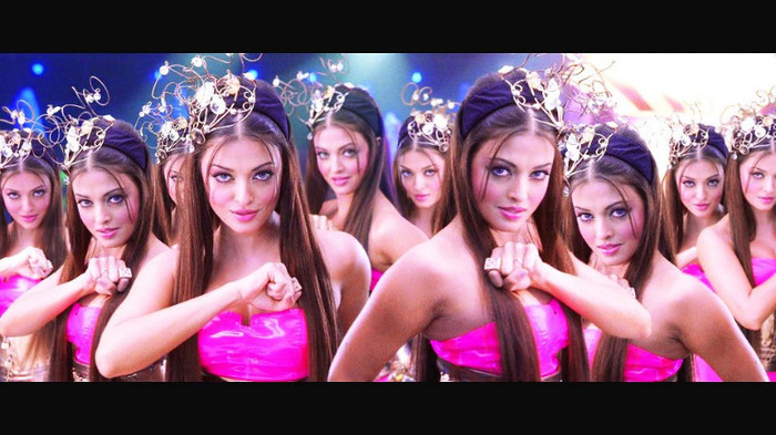 521429_412896152076867_1285579640_n - 0 Aishwarya Rai