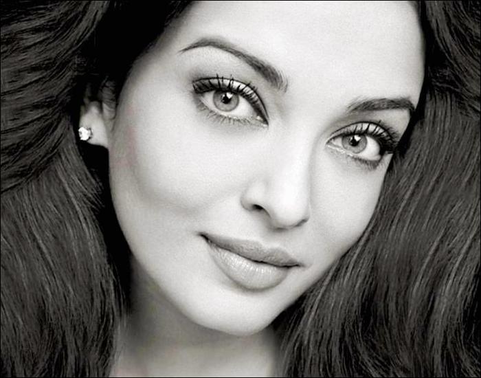 525788_431486856884463_994322048_n - 0 Aishwarya Rai