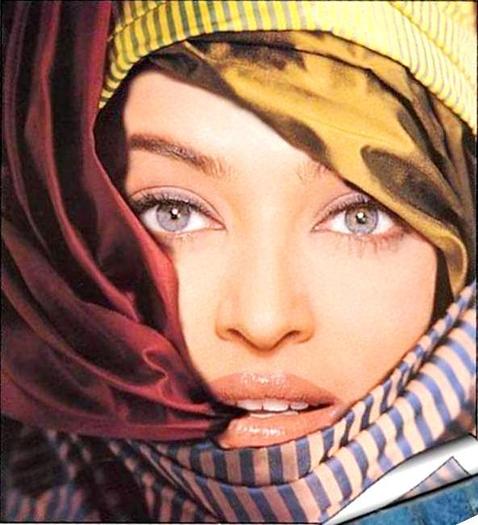 536112_425229574176858_1615383904_n - 0 Aishwarya Rai