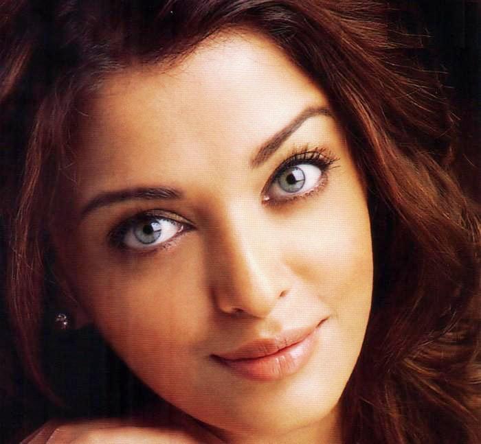 545316_445855778780904_1409209573_n - 0 Aishwarya Rai