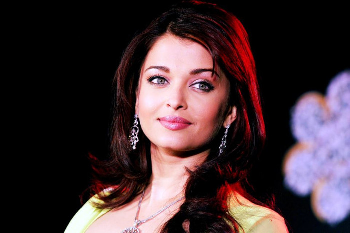 575718_444100258956456_1264225755_n - 0 Aishwarya Rai