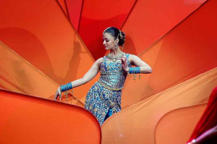 575766_425383350828147_739430466_n - 0 Aishwarya Rai