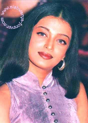 579296_426626580703824_1133081495_n - 0 Aishwarya Rai