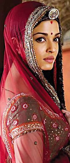 579876_428239317209217_933460937_n - 0 Aishwarya Rai