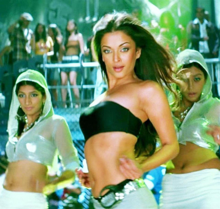 600264_424918754207940_2105136224_n - 0 Aishwarya Rai