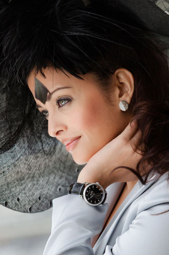 603093_425839577449191_1326892541_n - 0 Aishwarya Rai