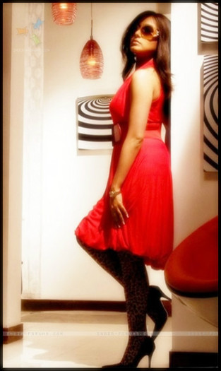  - x-Rani Mukherjee-x