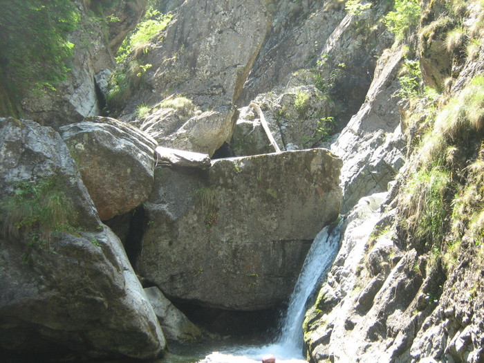 Cascada Iadolina 001