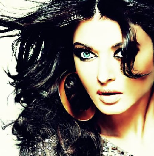 540554_420967494603066_1729608321_n - 0 Aishwarya Rai