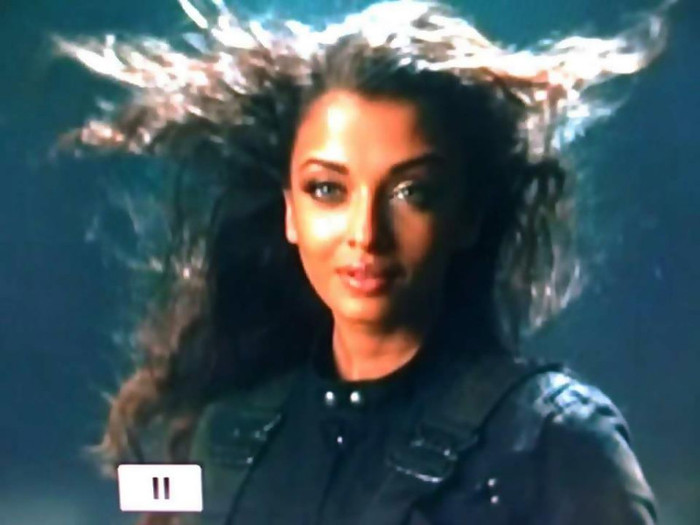 542890_416078561758626_1026345880_n - 0 Aishwarya Rai