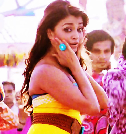 546280_415216228511526_23111019_n - 0 Aishwarya Rai
