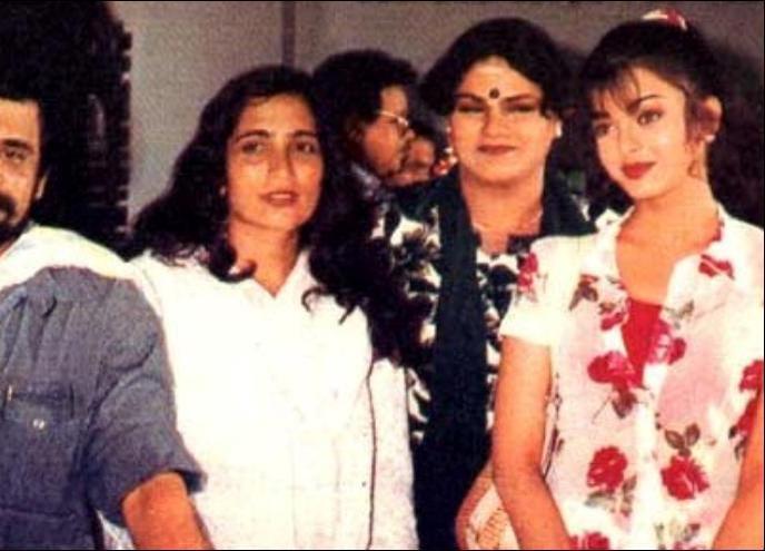 578291_419567138076435_2016181005_n - 0 Aishwarya Rai