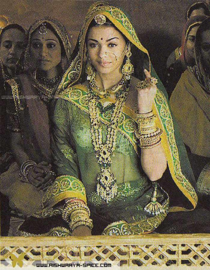 527813_424085730957909_1255760415_n - 0 Aishwarya Rai