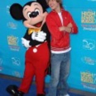 Cody_Linley_1252512902_2 - Cody Linley